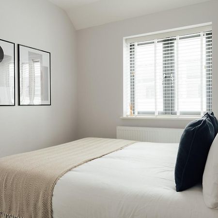Inviting 2 Bedroom House In Dorking Eksteriør bilde