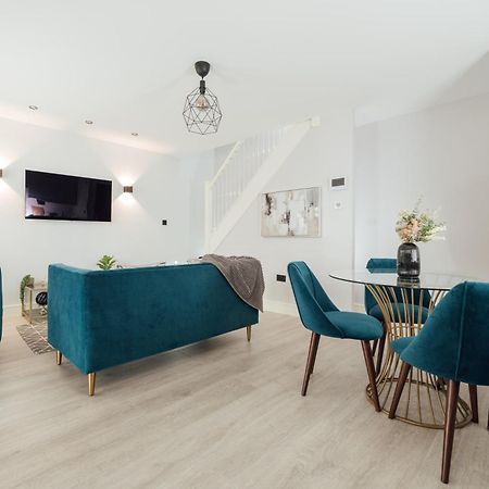 Inviting 2 Bedroom House In Dorking Eksteriør bilde