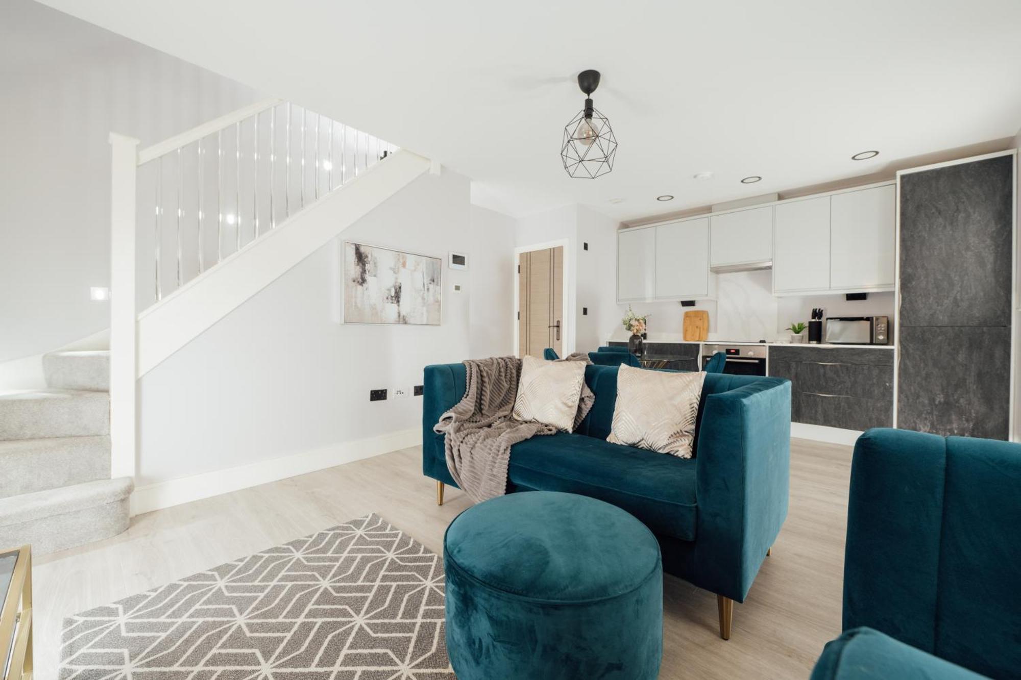 Inviting 2 Bedroom House In Dorking Eksteriør bilde